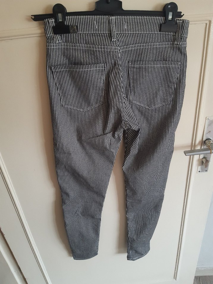 Gri Çizgili Regular Fit Kadın Kot Pantolon - Görsel 3