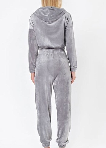 Gri Kadın Eşofman Takımı üst m beden alt l beden ama m yede olur - Görsel 2