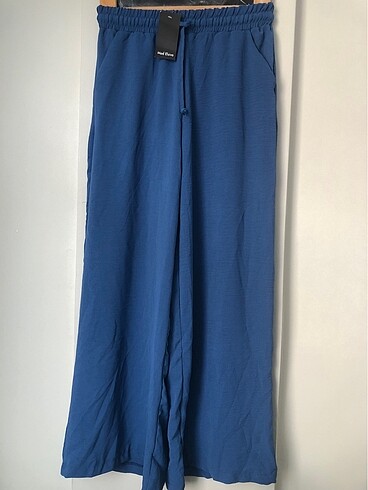Geniş paça pantolon