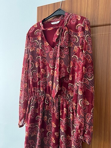 Bordo elbise desenli - Görsel 5