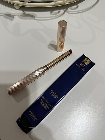 estee lauder ruj - Görsel 6