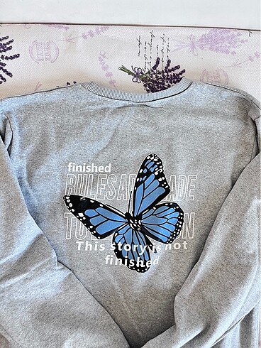 Kelebekli sweatshirt????