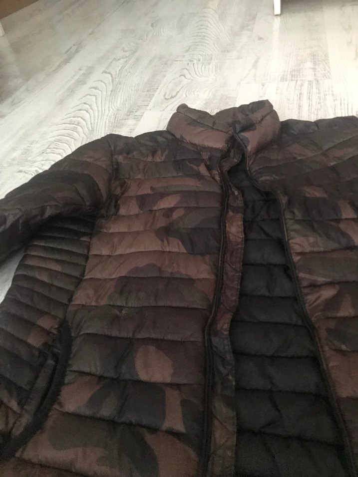 Erkek az giyilmiş mont - Görsel 2