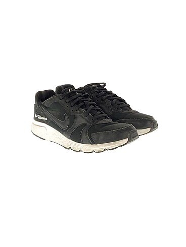 Nike Nike Spor Ayakkabı %70 İndirimli.