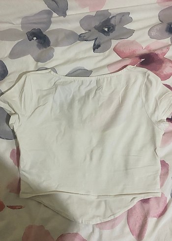 Beyaz Korse Detaylı Crop - Görsel 2