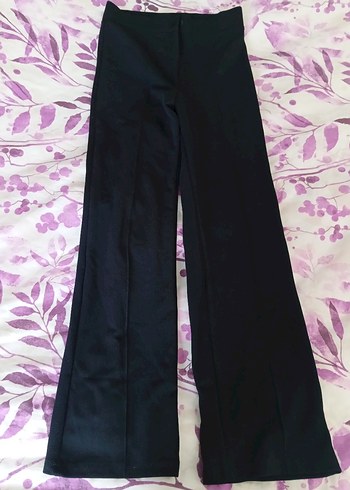 Siyah Pilili Orta Boy Kadın Kumaş Pantolon - Görsel 2