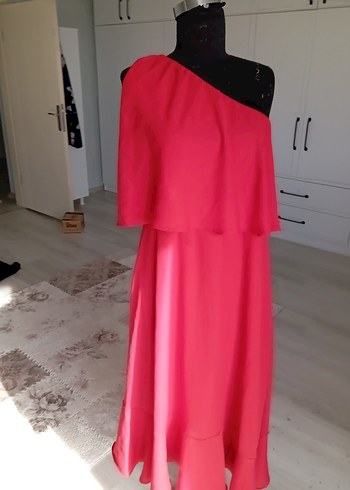 Kırmızı Drapeli Uzun Abiye Elbise - Görsel 3