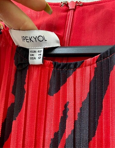 xl Beden İpekyol elbise
