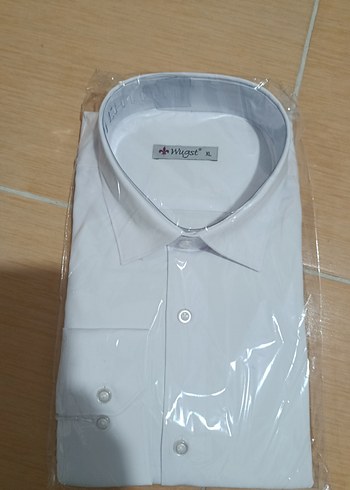 Zara Sikligin Ve Rahatligin Beyaz Gomlegi
