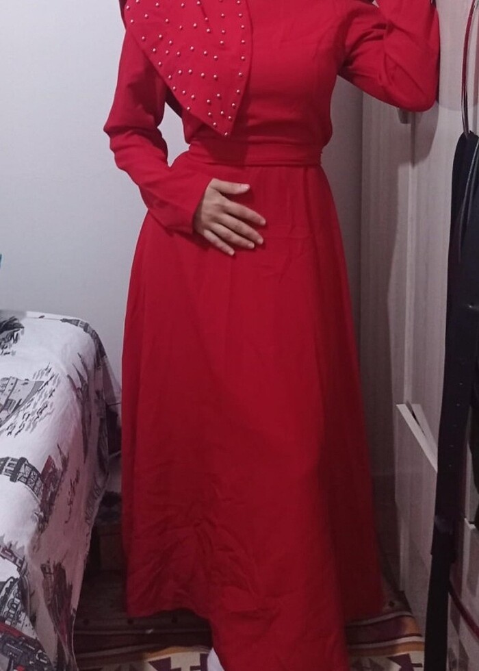 Kırmızı abiye  - Görsel 3