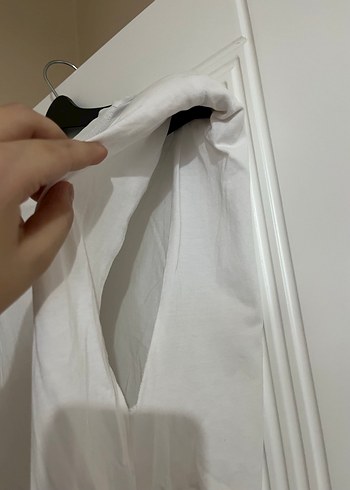 Beyaz Vatkalı Kadin Tişört - Görsel 3