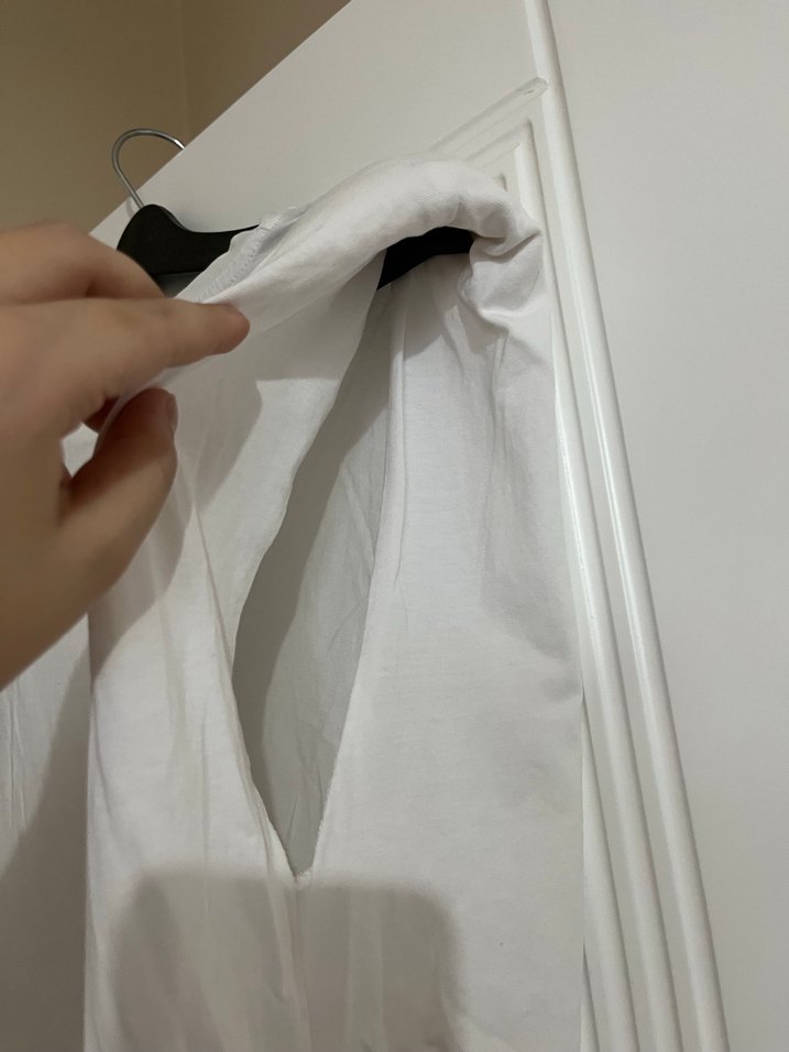 Beyaz Vatkalı Kadin Tişört - Görsel 3