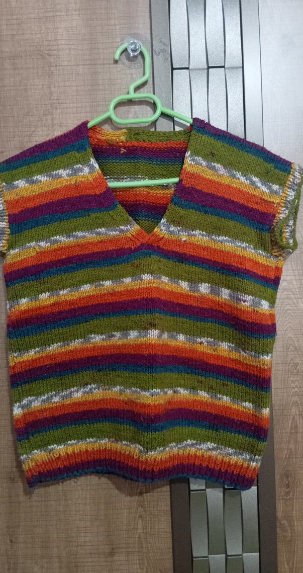 Renkli V Yakalı Örgü erkek çocuk Süveter - Görsel 2