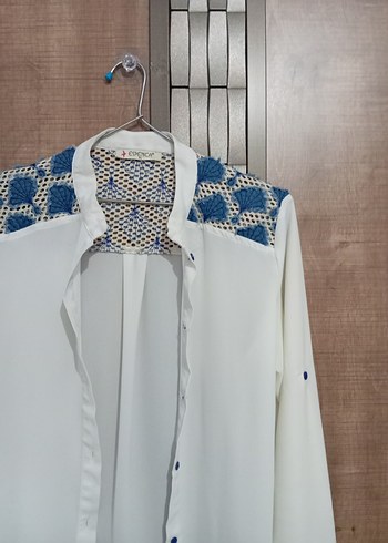 Kadın Beyaz Uzun Kollu Düğmeli Gömlek - Görsel 2