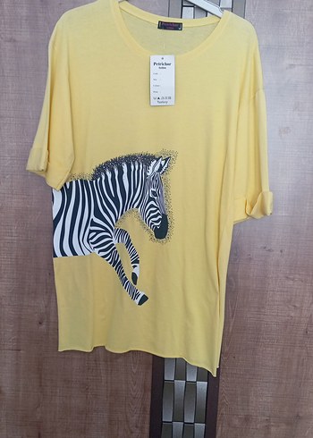 Sarı Zebra Baskılı Kısa Kollu Kadın Tişört