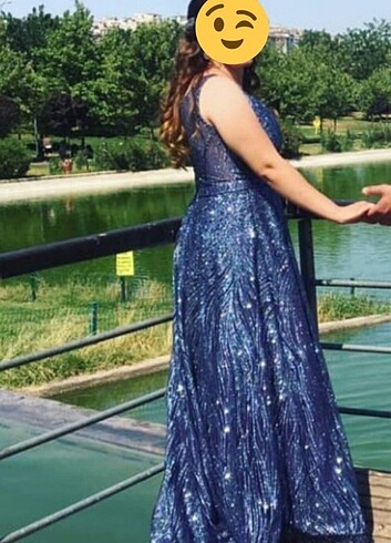 Nişan elbisesi