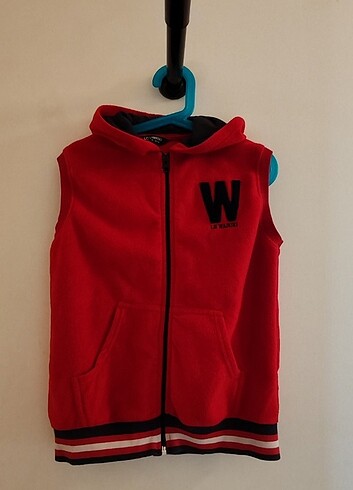 LCW POLAR YELEK 5 6 YAŞ