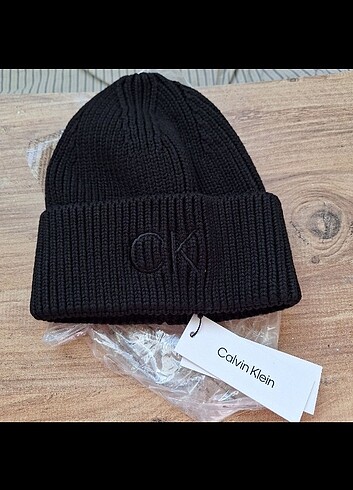 Orjinal Calvin Klein bere