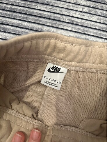xs Beden nike eşofman