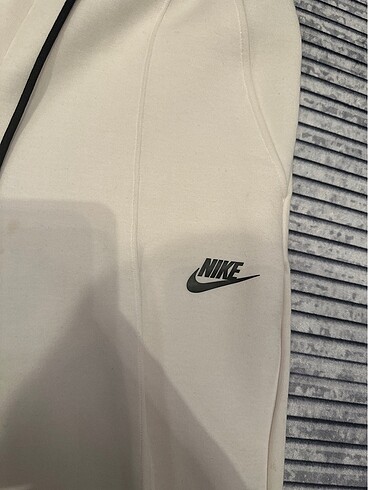 xs Beden nike tech fleece