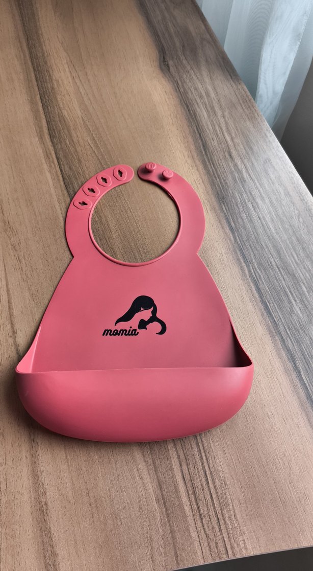 Kırmızı Baskılı Bebek Önlüğü - Görsel 2