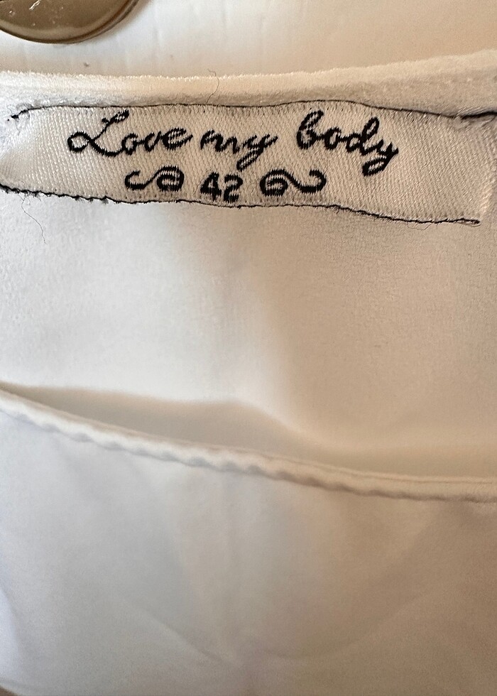 Beyaz üst - Görsel 2