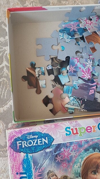  Beden Disney frozen karakter puzzel 