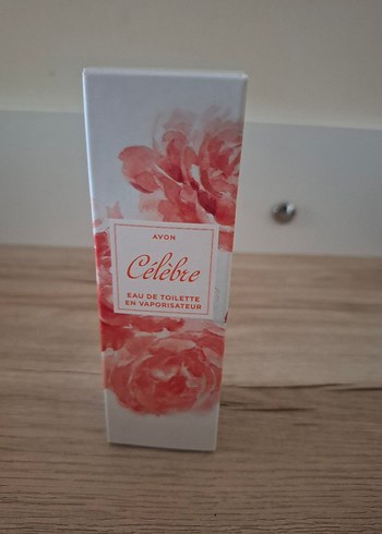 Avon Kadın Parfümü - Görsel 2