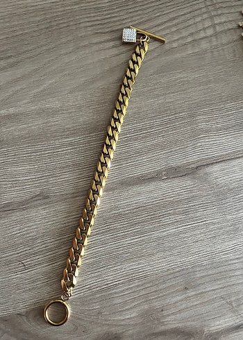 Zincir Detaylı Parlak Altın Kadın Bileklik - Görsel 2