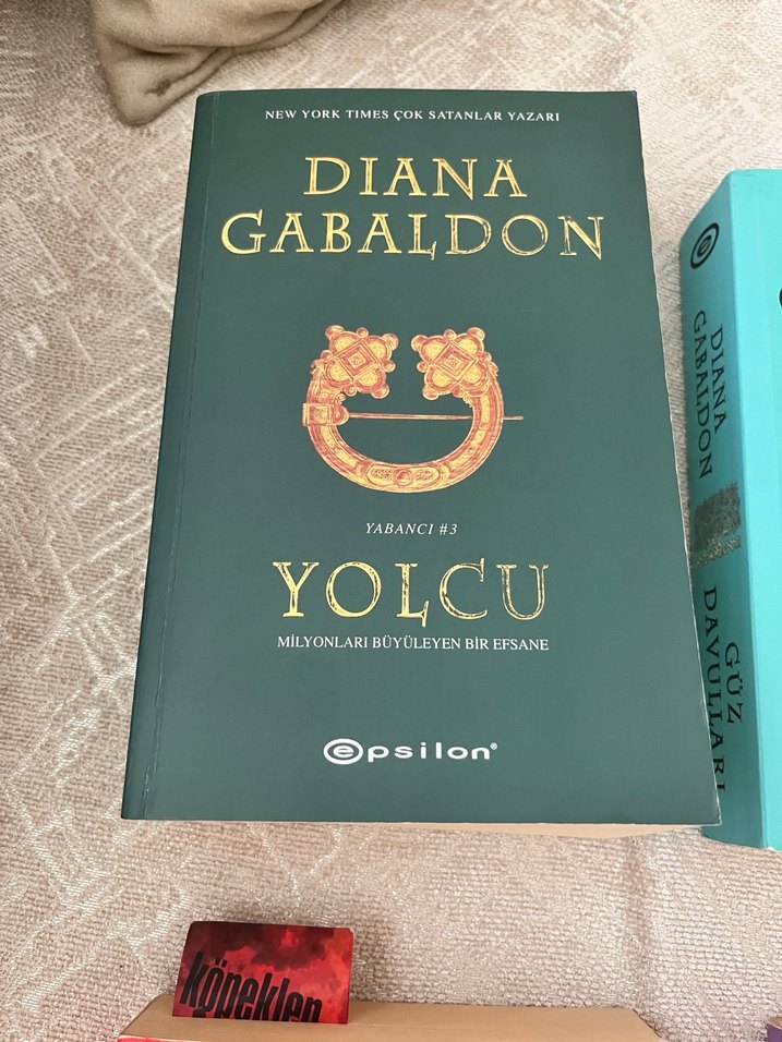 Diana Gabaldon un OUTLANDER SERİSİ  - 7 Kitap - Görsel 3