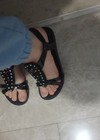 Siyah Taşlı Kadın Sandalet - Görsel 4