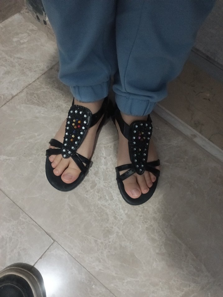 Siyah Taşlı Kadın Sandalet - Görsel 3