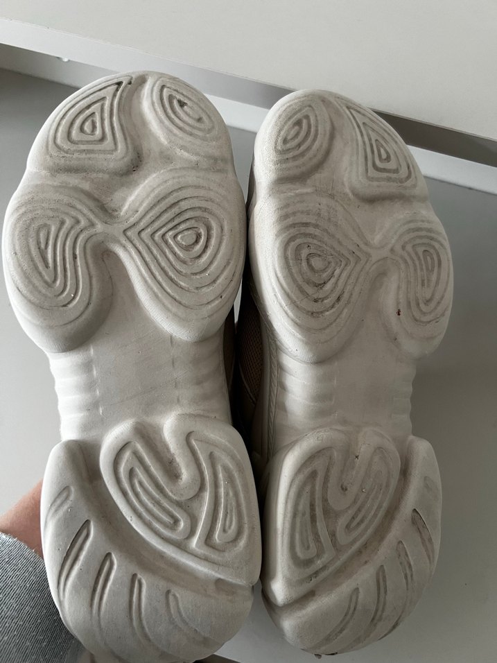 Bej Platform Tabanlı Kadın Spor Ayakkabı - Görsel 2