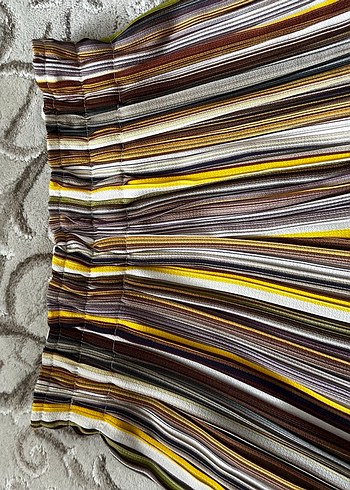 Çizgili Pliseli Kadın Kumaş Pantolon - Görsel 4