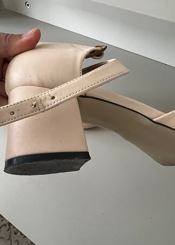 Bej Tokalı Kadın Topuklu Ayakkabı - Görsel 3