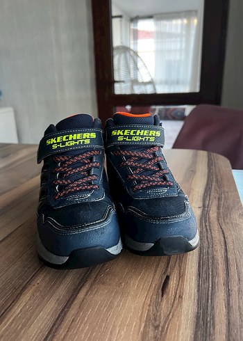 Skechers 33