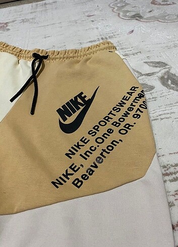Nike tech flech