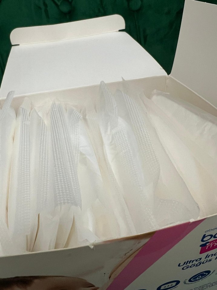 Baby Mom Ultra İnce Jelli Göğüs Pedi 45'li - Görsel 3