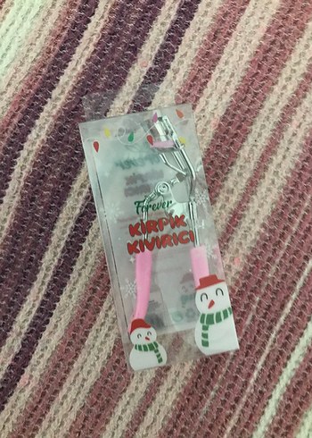 Pembe Renkli Kirpik Kıvırıcı - Görsel 2