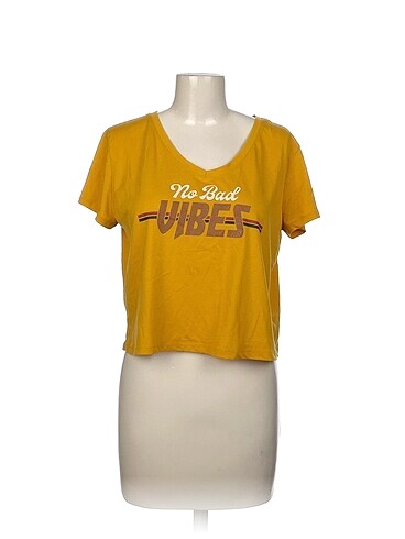 LC Waikiki T-shirt %70 İndirimli.
