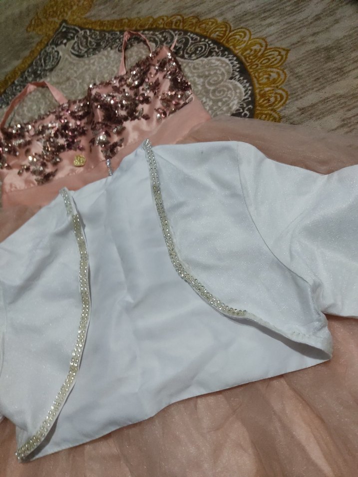 Kız Çocuk Beyaz Payetli Uzun Kollu Bolero ve elbise - Görsel 3