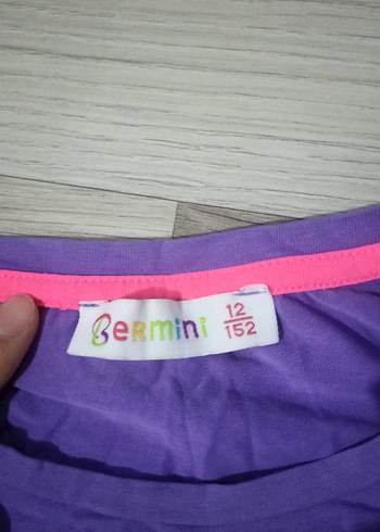Mor Baskılı Kız Çocuk Tişörtü - Görsel 4