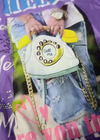 Mor Baskılı Kız Çocuk Tişörtü - Görsel 3