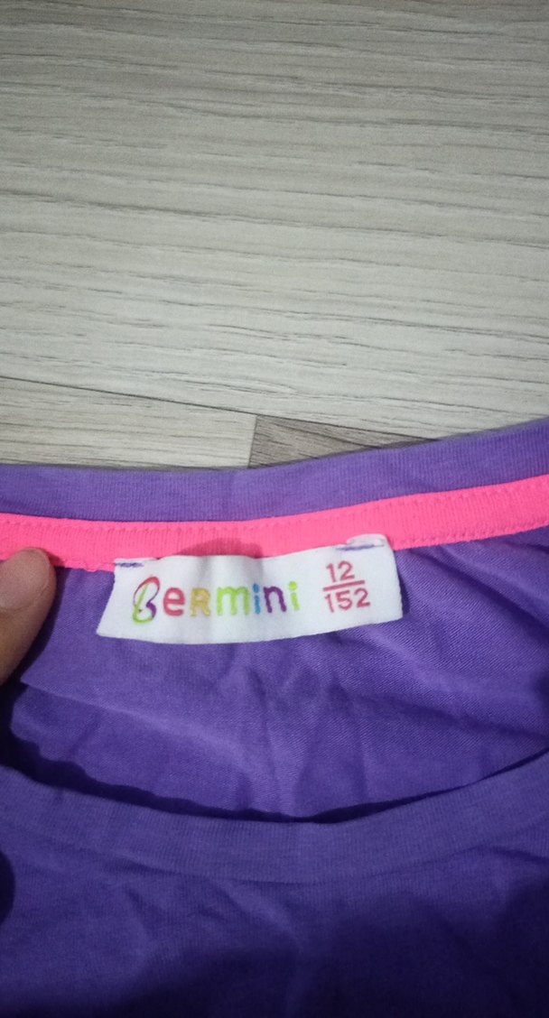 Mor Baskılı Kız Çocuk Tişörtü - Görsel 4