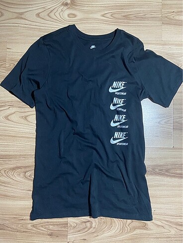 s Beden Nike t-shırt