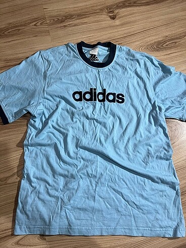 Adidas tshırt
