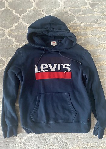 levis l