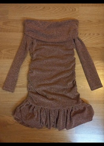 Madonna yaka balon etek simli elbise - Görsel 3