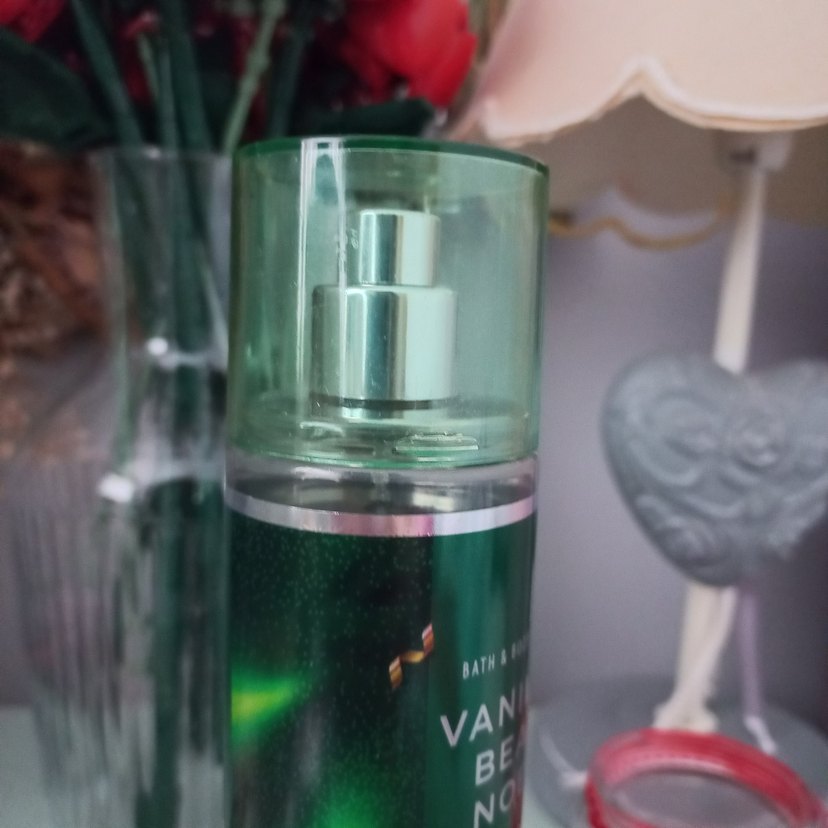 Bath and Body Works Vanilla Bean Noel Vücut Spreyi - Görsel 2