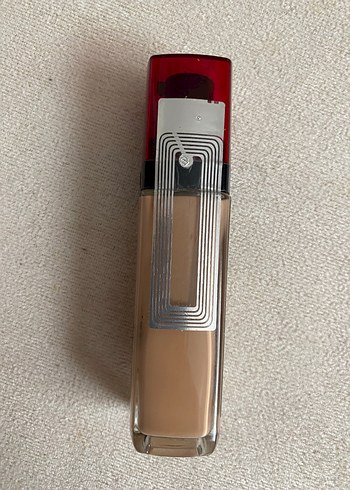 L'Oréal Infallible 32H Fondöten SPF 25 sand rengi - Görsel 2